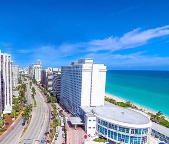 Ocean Front Studio Units Miami Beach Exterior photo